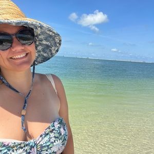 Meet your Posher, Jenna